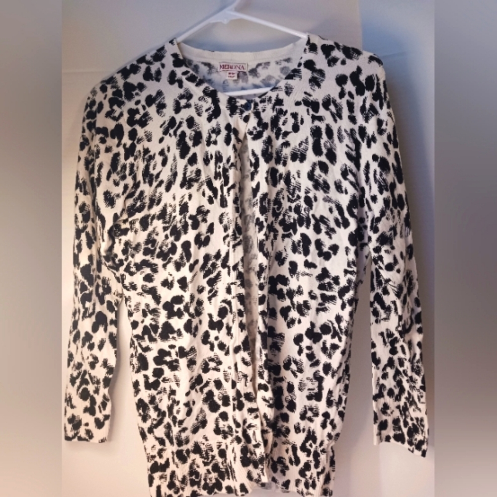 MERONA Womens sweater black and white sizes medium